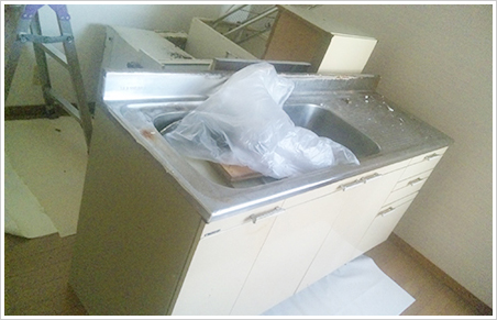 管理会社からキッチン等の内装関係の廃材回収事例